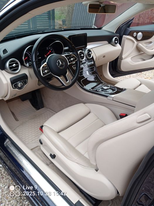 Mercedes-Benz  C 300 coupe