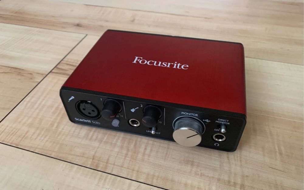 звукова focusriter scarlet solo gen 2