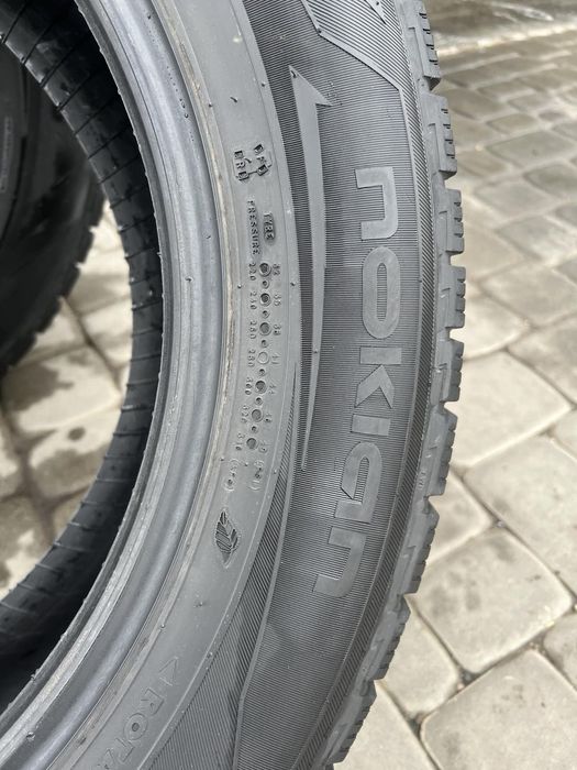 Продам резину на авто