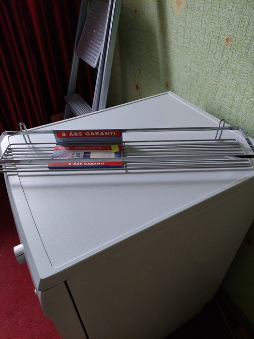 Полочки для ванной