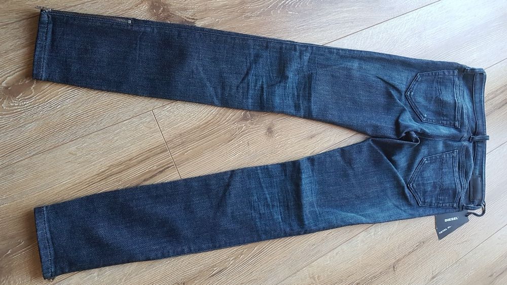 Diesel Skinzee Low Zip damskie dżinsy jeansy W26 slim skinny rurka XS