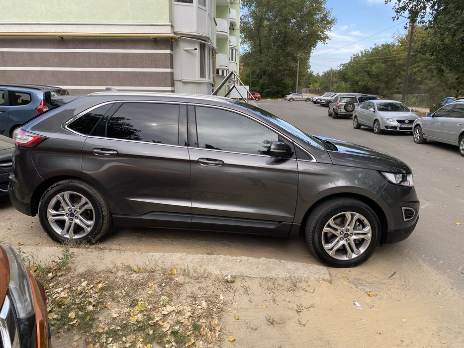 Продаеться просторий  надійний кросовер Ford edge 2018 року випуску