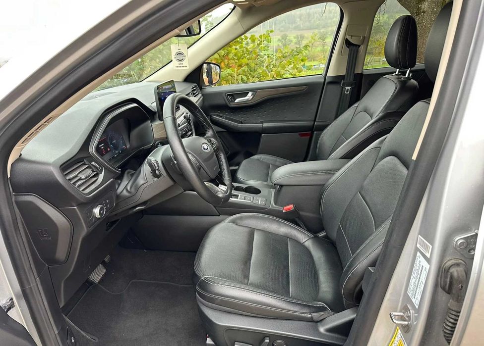 Ford Escape 2020 року