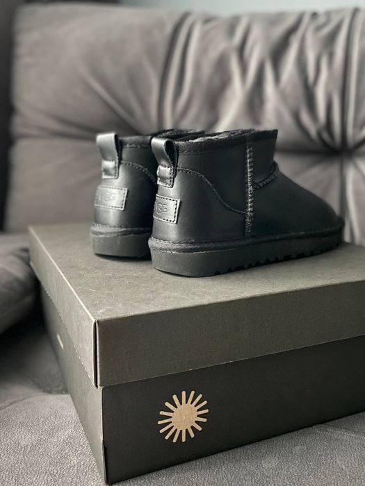Уггі Чоловічі UGG Ultra Mini Black (Шкіра) Size 42 Хит Сезона