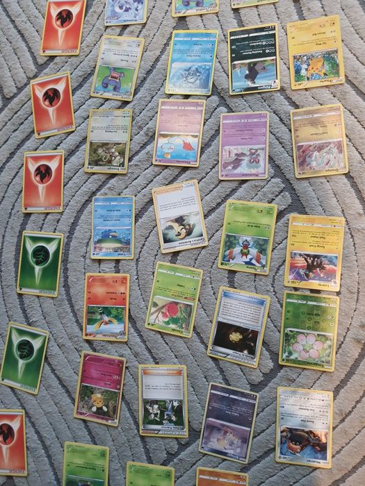 Cartas Pokémon diversas