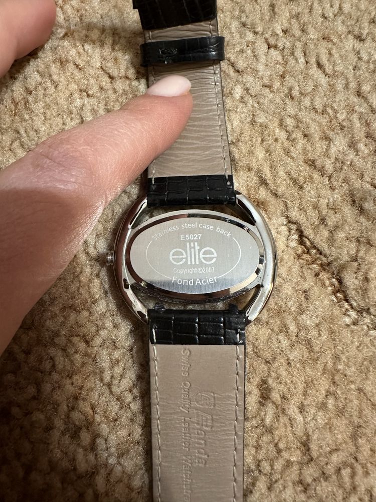 Годинник часы elite