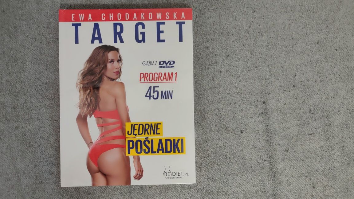 Target Ewa Chodakowska jędrne pośladki
