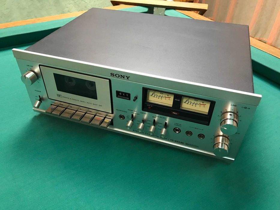 Sony CDP XE700 TC-204SD