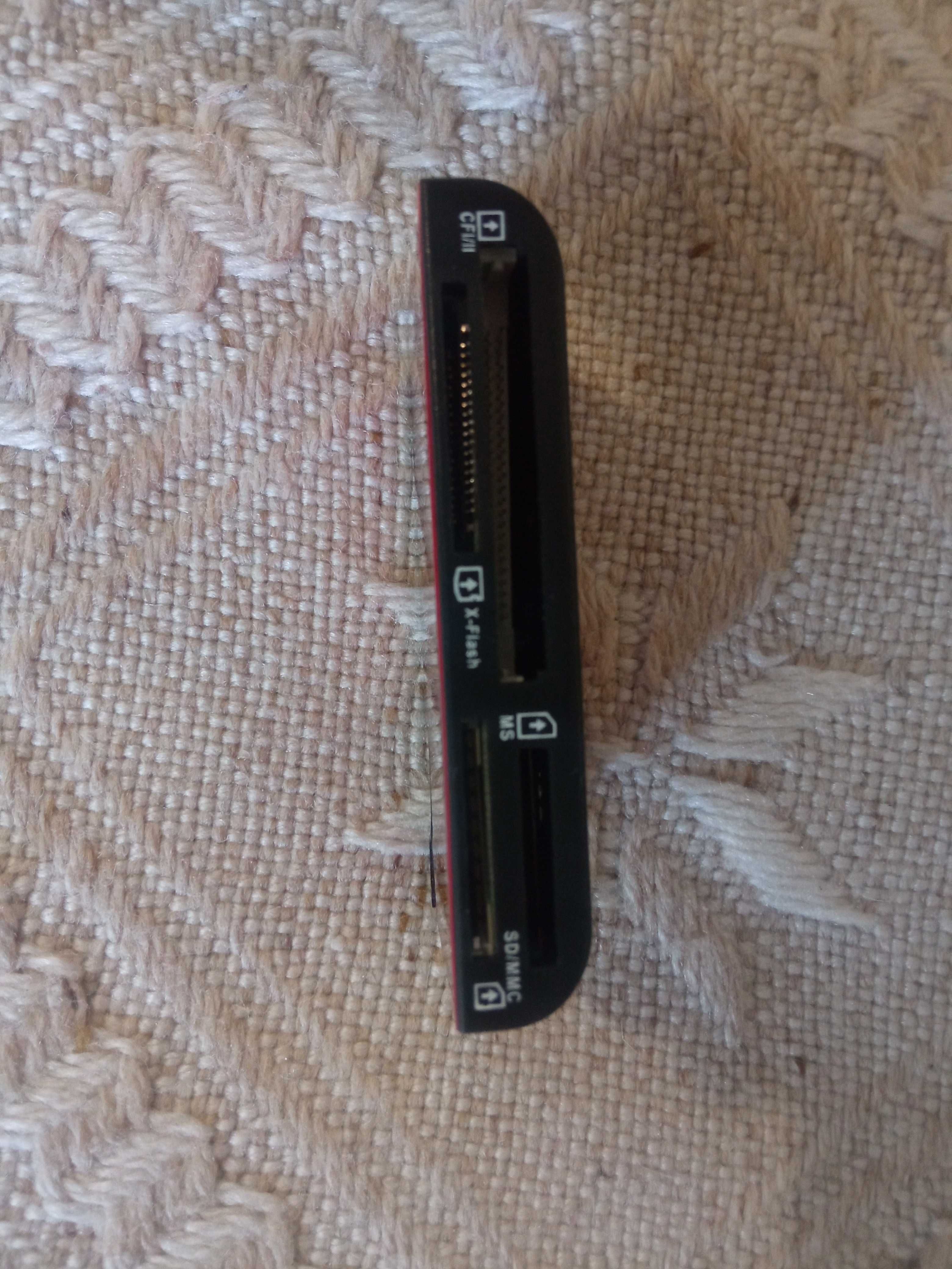 Продам кардрідер DEX, USB2.0 24-IN-1 USB Reader/Writer