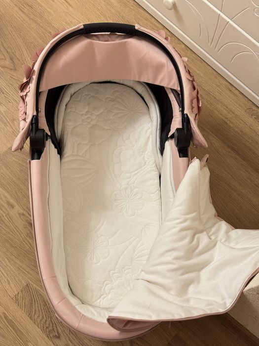 Люлька Cybex Mios 4.0 Simply Flowers Pink.