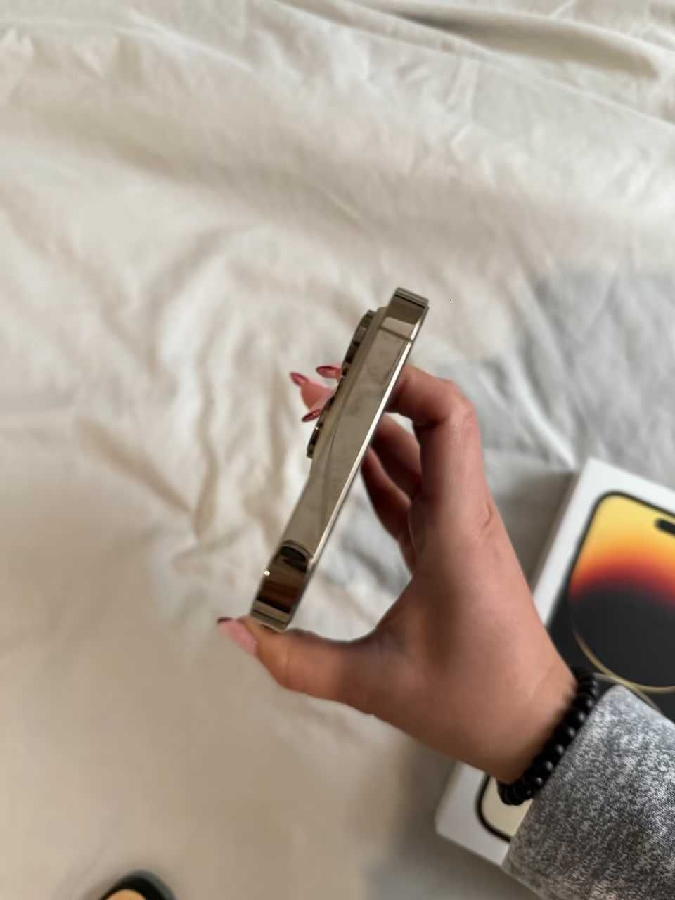Iphone 14 Pro Max w złotej wersji 256GB