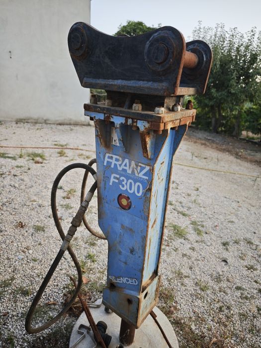 Martelo hidráulico Franz F300