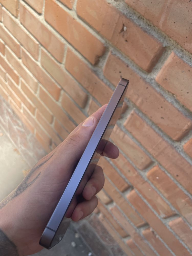 Samsung s24 fe 8/256