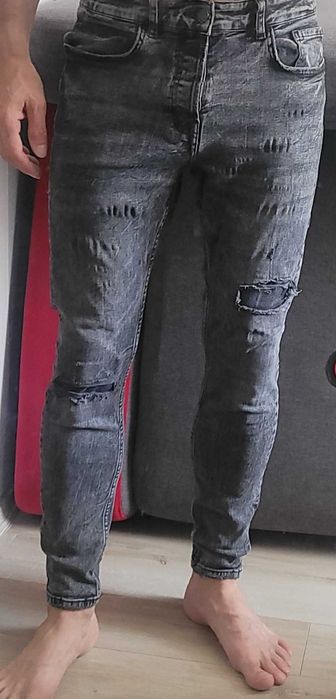 Spodnie jeans spodnie dżinsowe Zara 42 z rozdarciami
