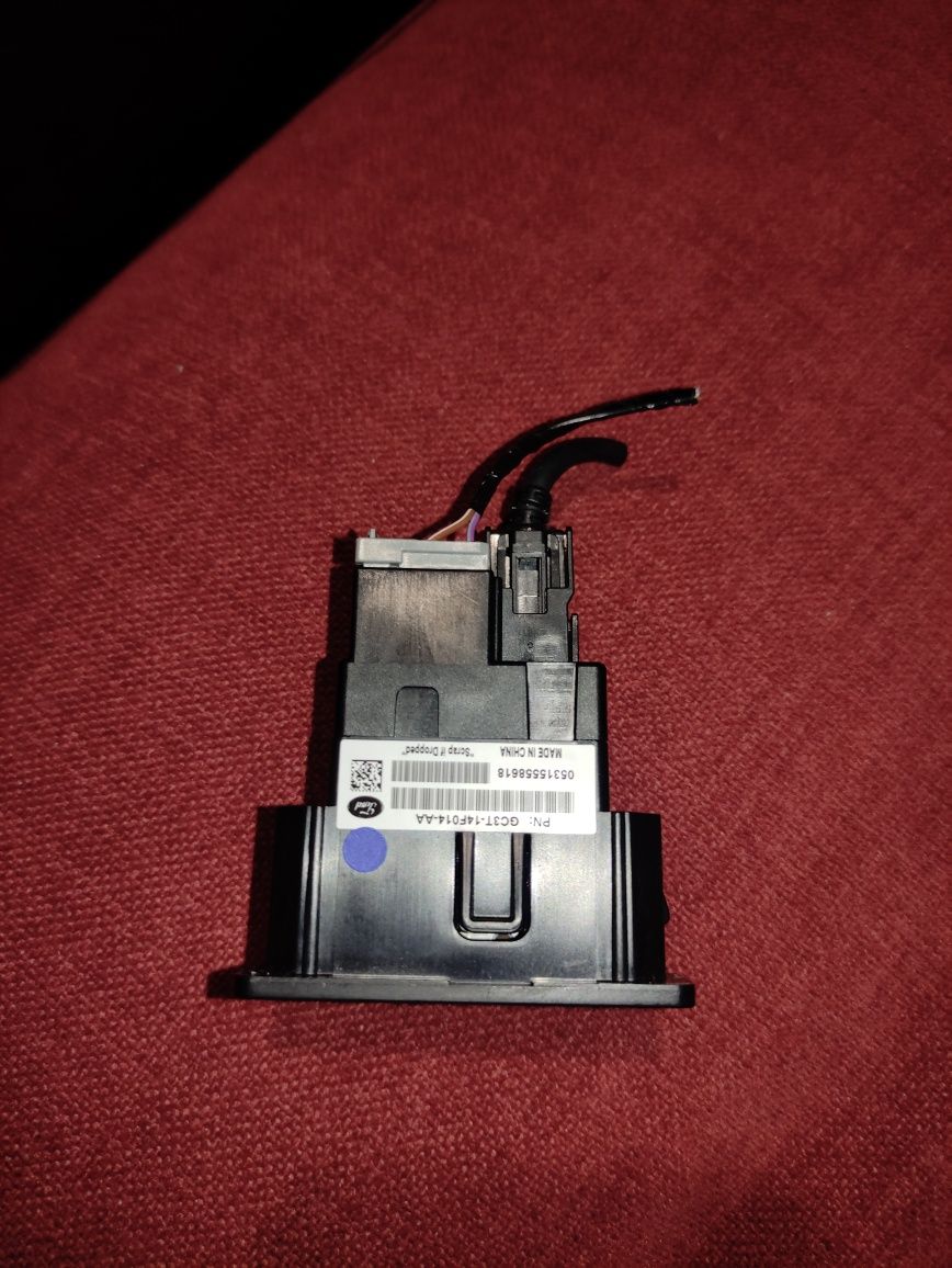 Czytnik kart SD moduł gniazdo port USB GC3T-14F014-AA Ford Mondeo MK5