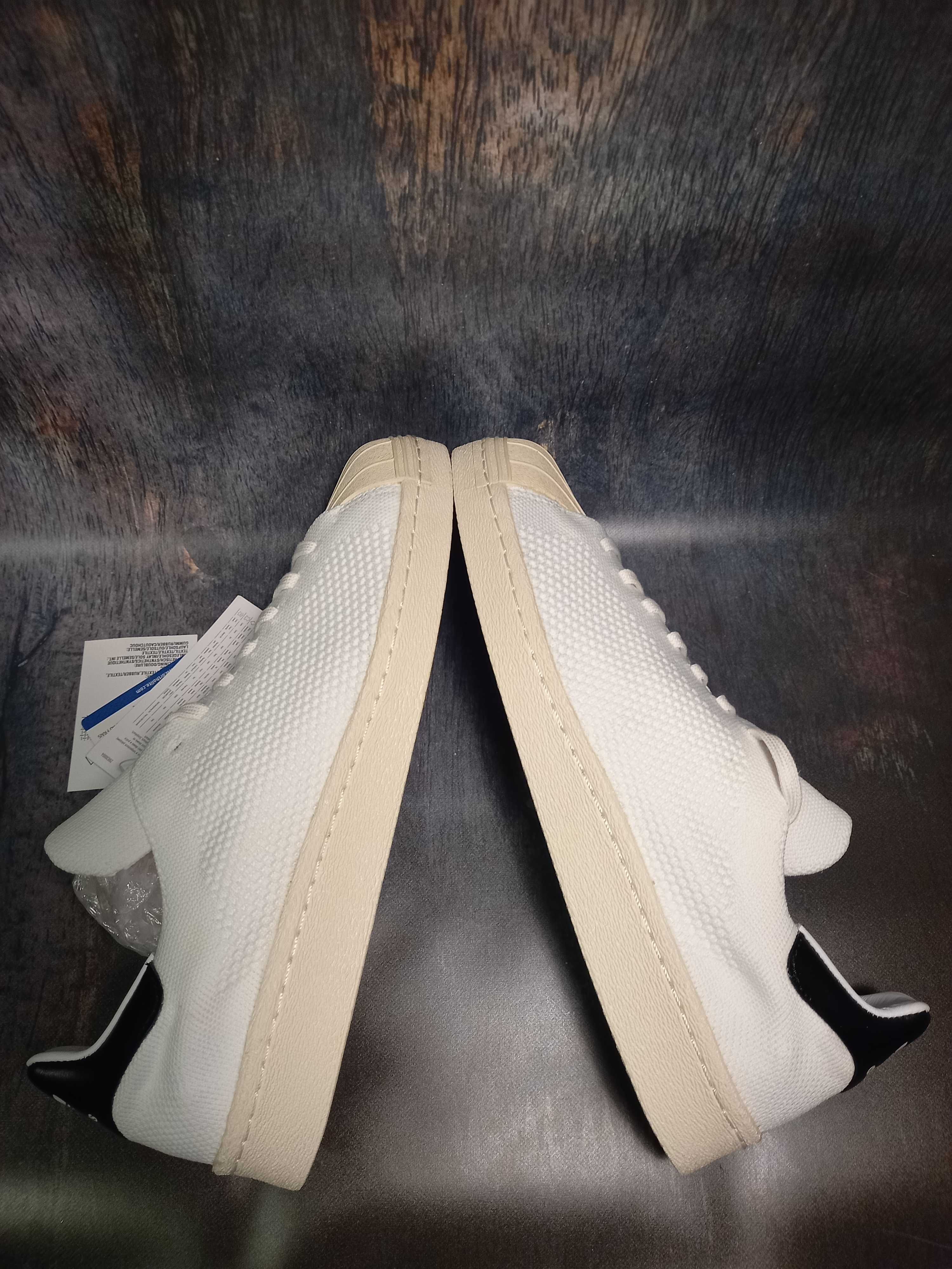 Adidasy superstar Primeknit białe z oryginalnym pudełkiem.
