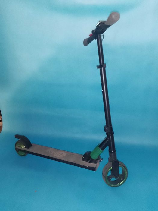 Sprzedam dwie hulajnogi elektryczne. Do naprawy