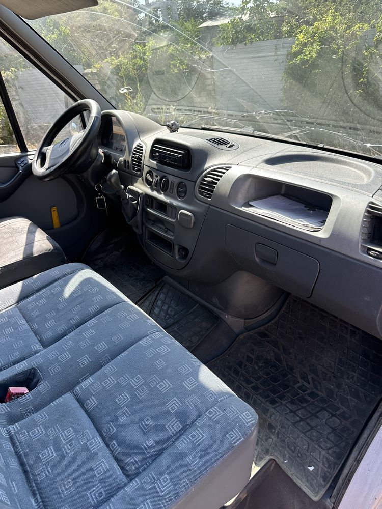 Продам Mercedes Sprinter 2,2 cdi