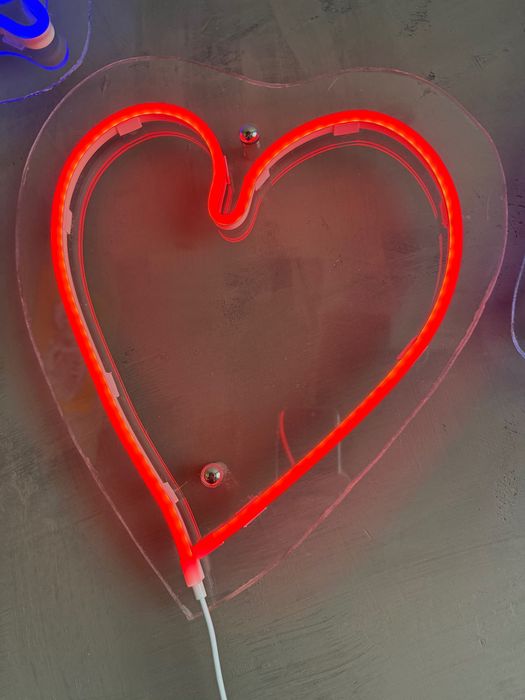 Andorinha em LED decorativa