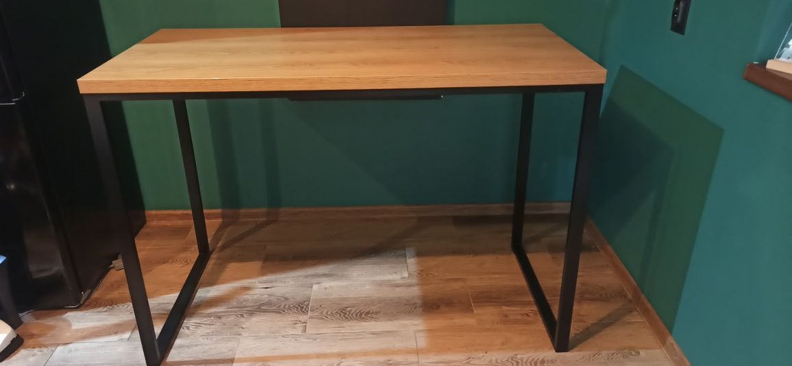 Stół do salonu/ jadalni