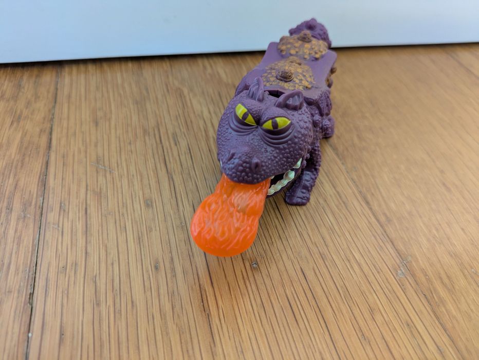 Gronckle – Happy Meal How to Train Your Dragon McDonald's