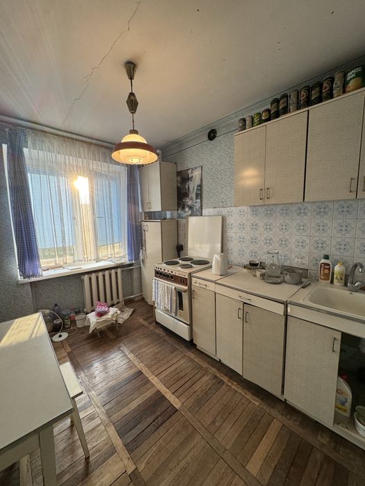 Продаж 3- кімнатної чешки по вулиці Панча ( р-н Чорновола)