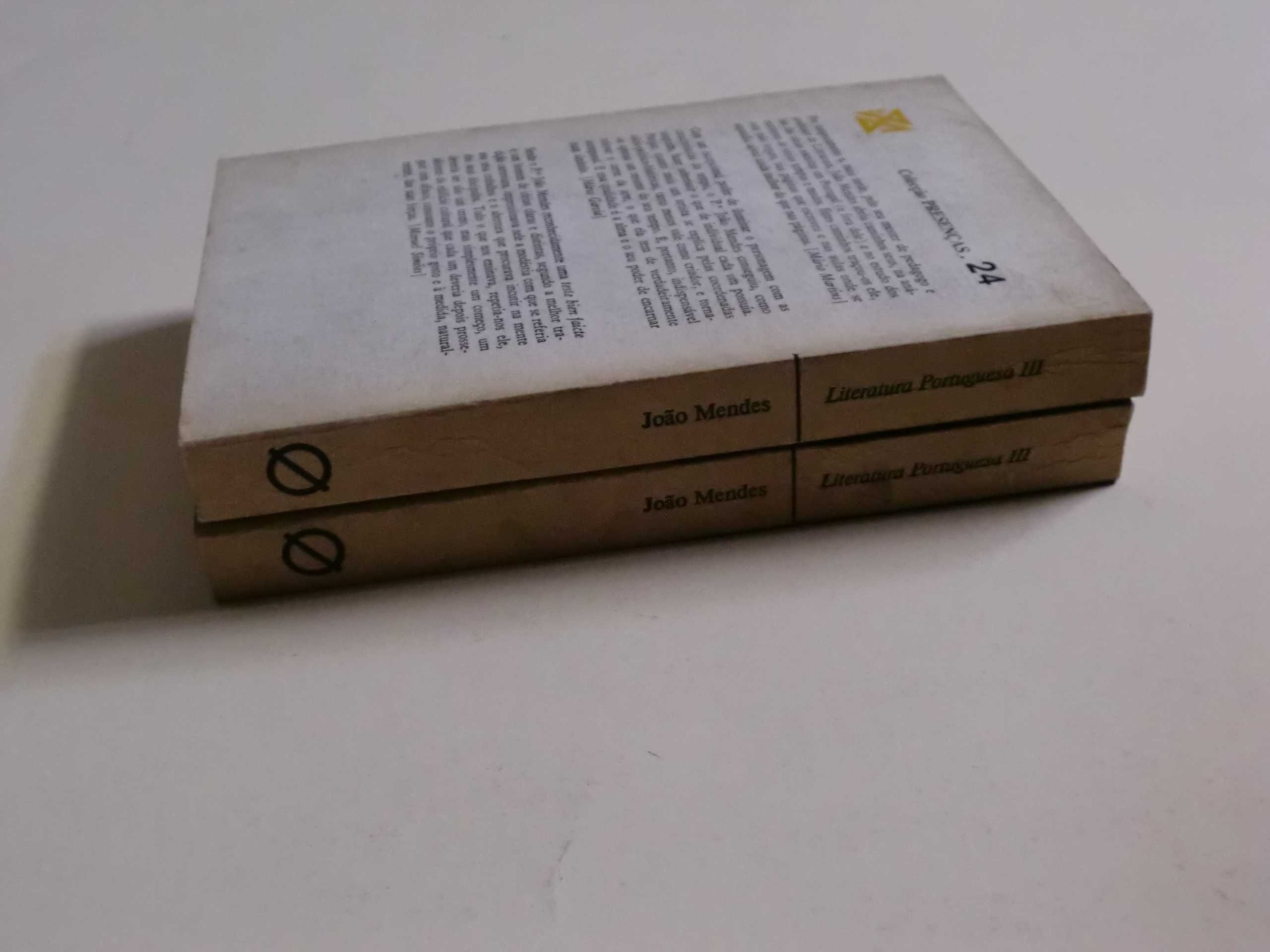 Literatura Portuguesa
de João Mendes