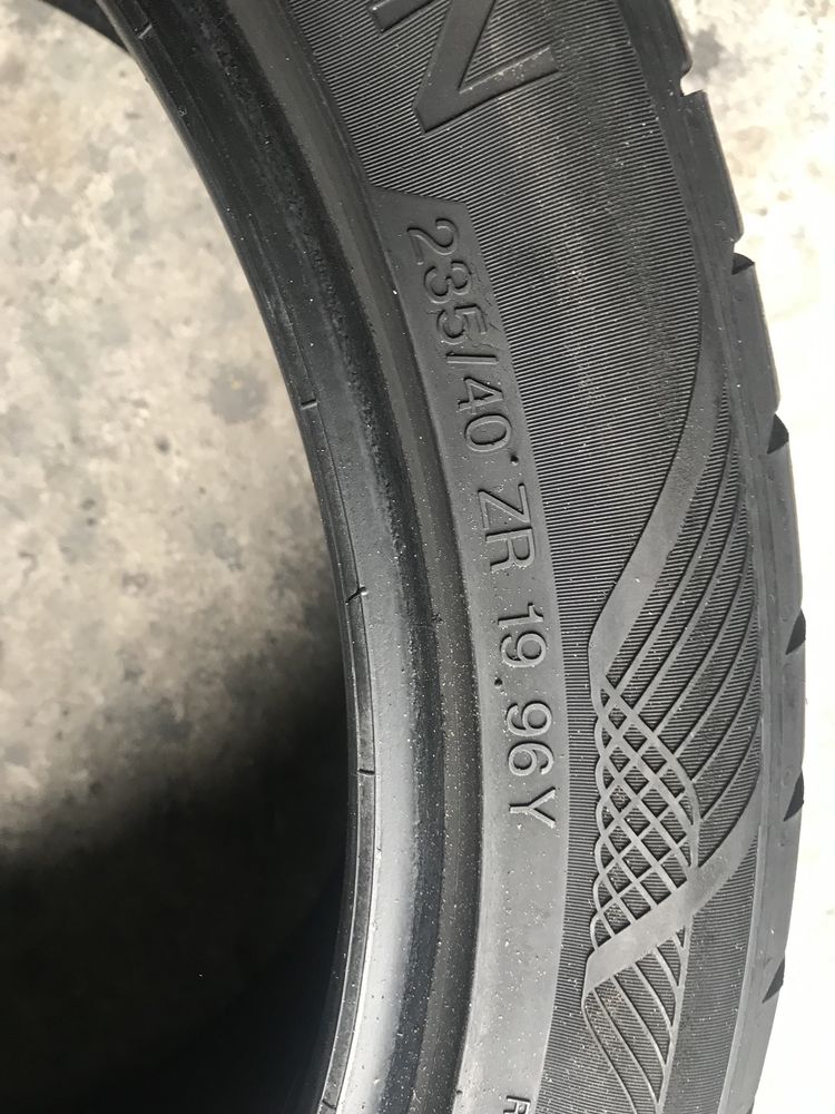 235/40R19R19 Vredestein GIUGIARO 2шт