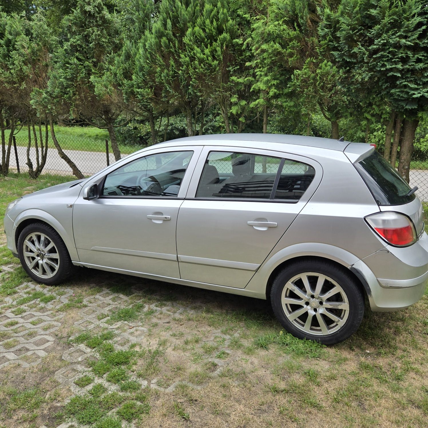 Opel Astra H 1.4 Piękny