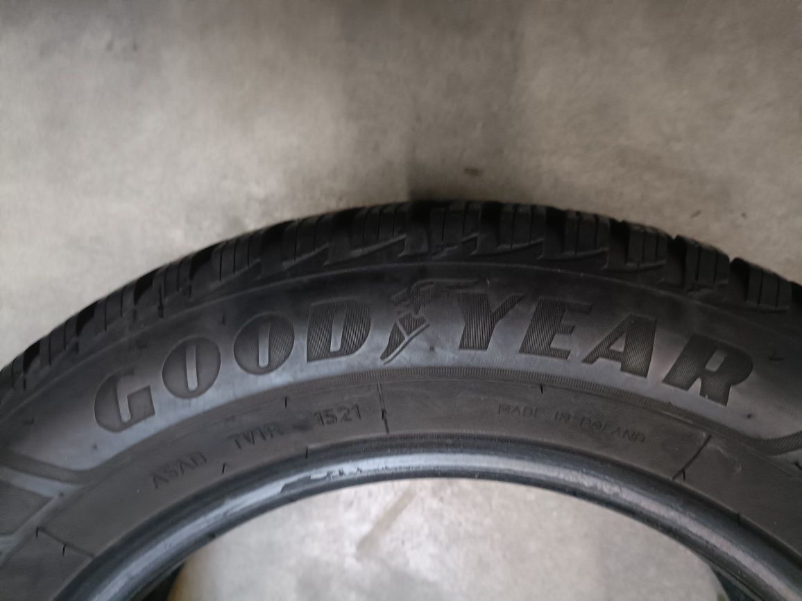 Opona zimowa Goodyear Ultragrip Performance 9+ 185/65R15 88T