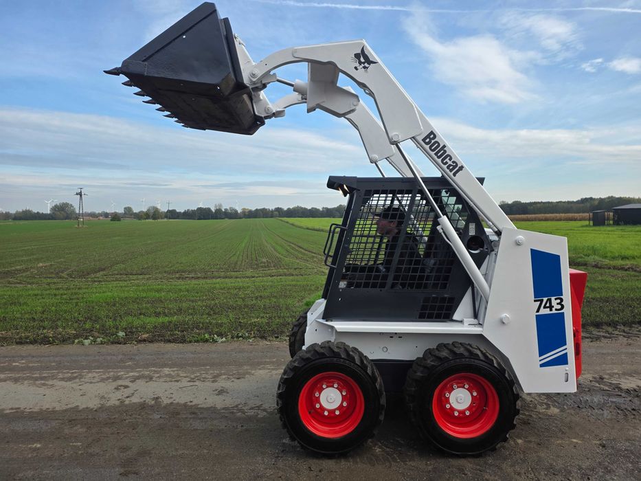 Miniładowarka Bobcat 743 Ładowarka Kubota Diesel