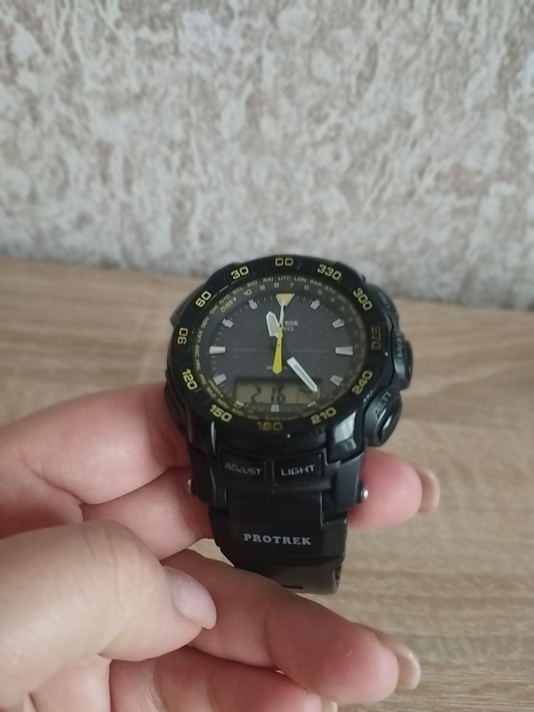 Чоловічий годинник Casio PRG-550-1A9ER