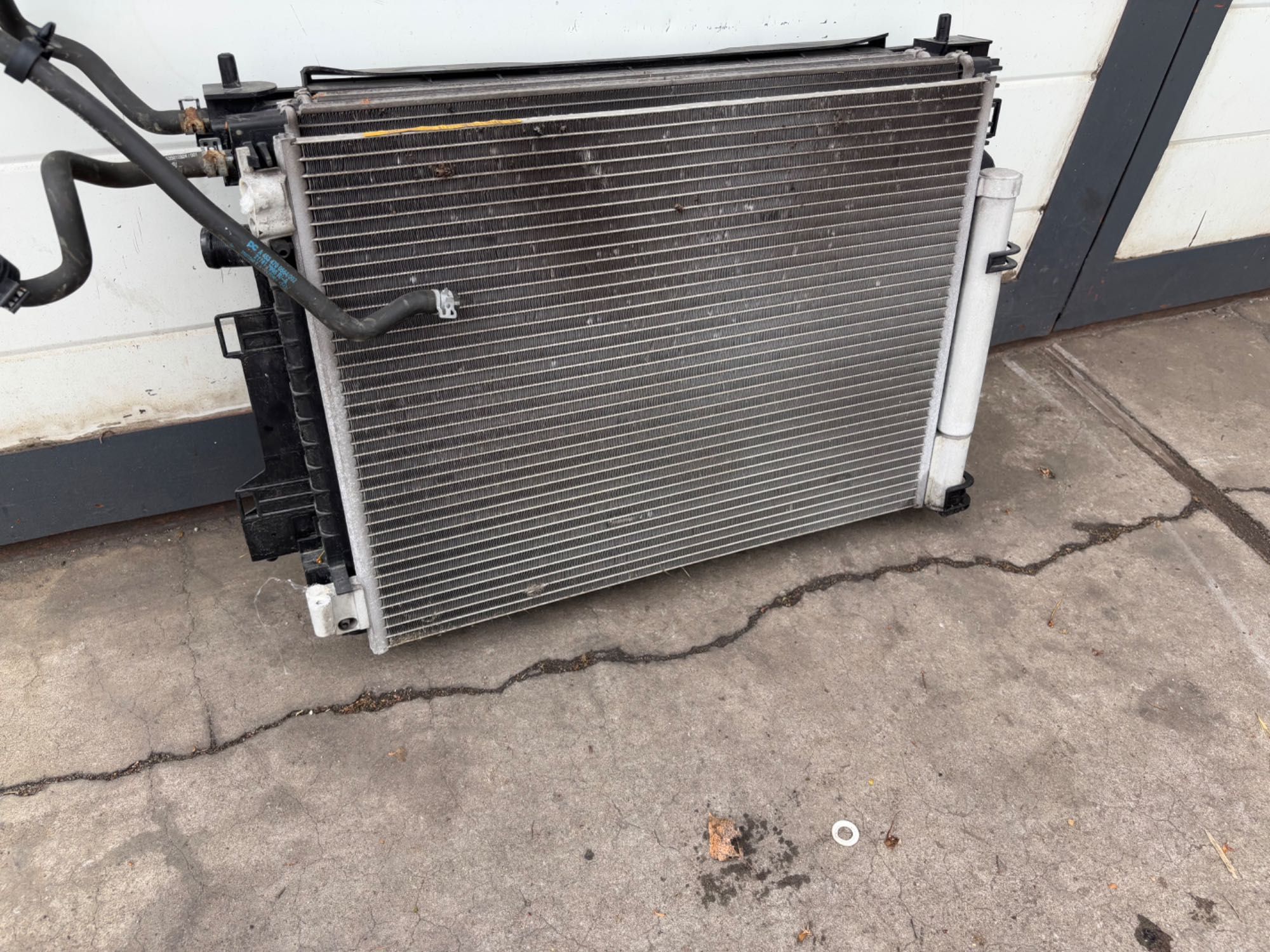 Chłodnice wentylator Renault Twingo III 0.9 tce komplet
