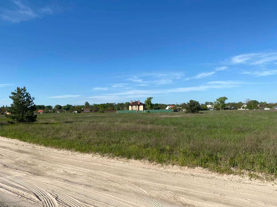 Земельна ділянка в селі Крехаїв