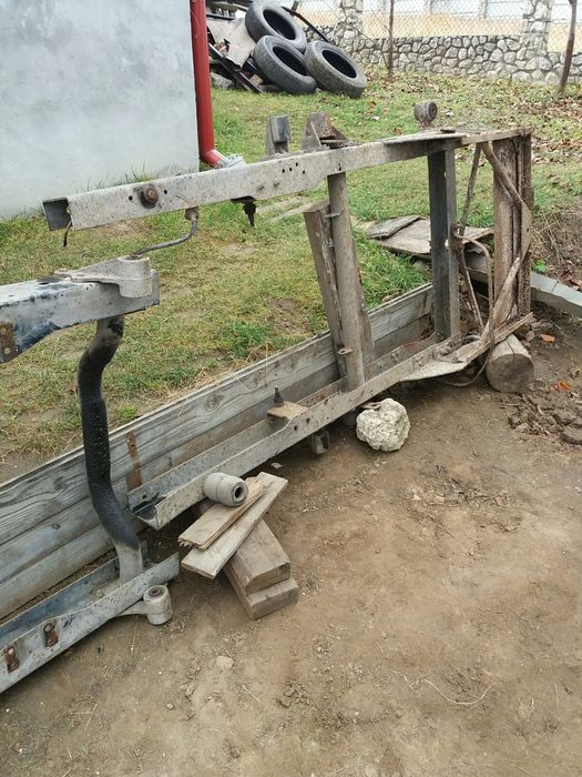Рама для прицепа, лавети або тракторця