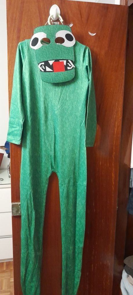 Fantasia do Green Rainbowfriends carnaval