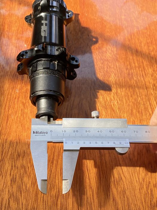 Komplet piast DT Swiss 240 Hollowgram 12x142 straightpull Cannondale