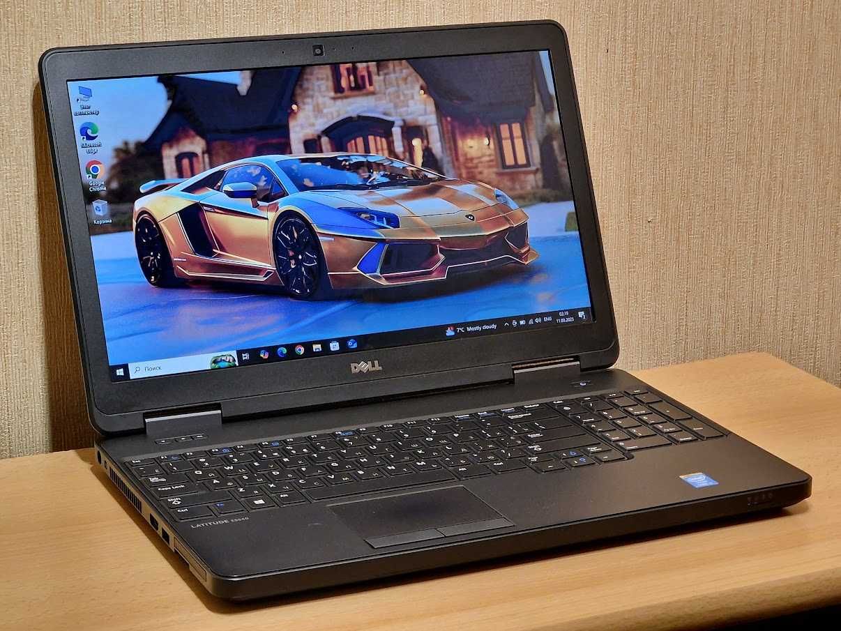 Dell Latitude E5540 чотирьох ядерний Intel Core i3-4010U RAM8 SSD128