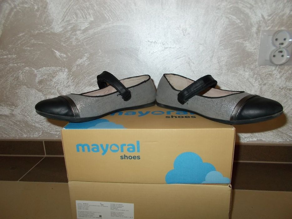 Buty dziewczęce Mayoral czarne rozmiar 35