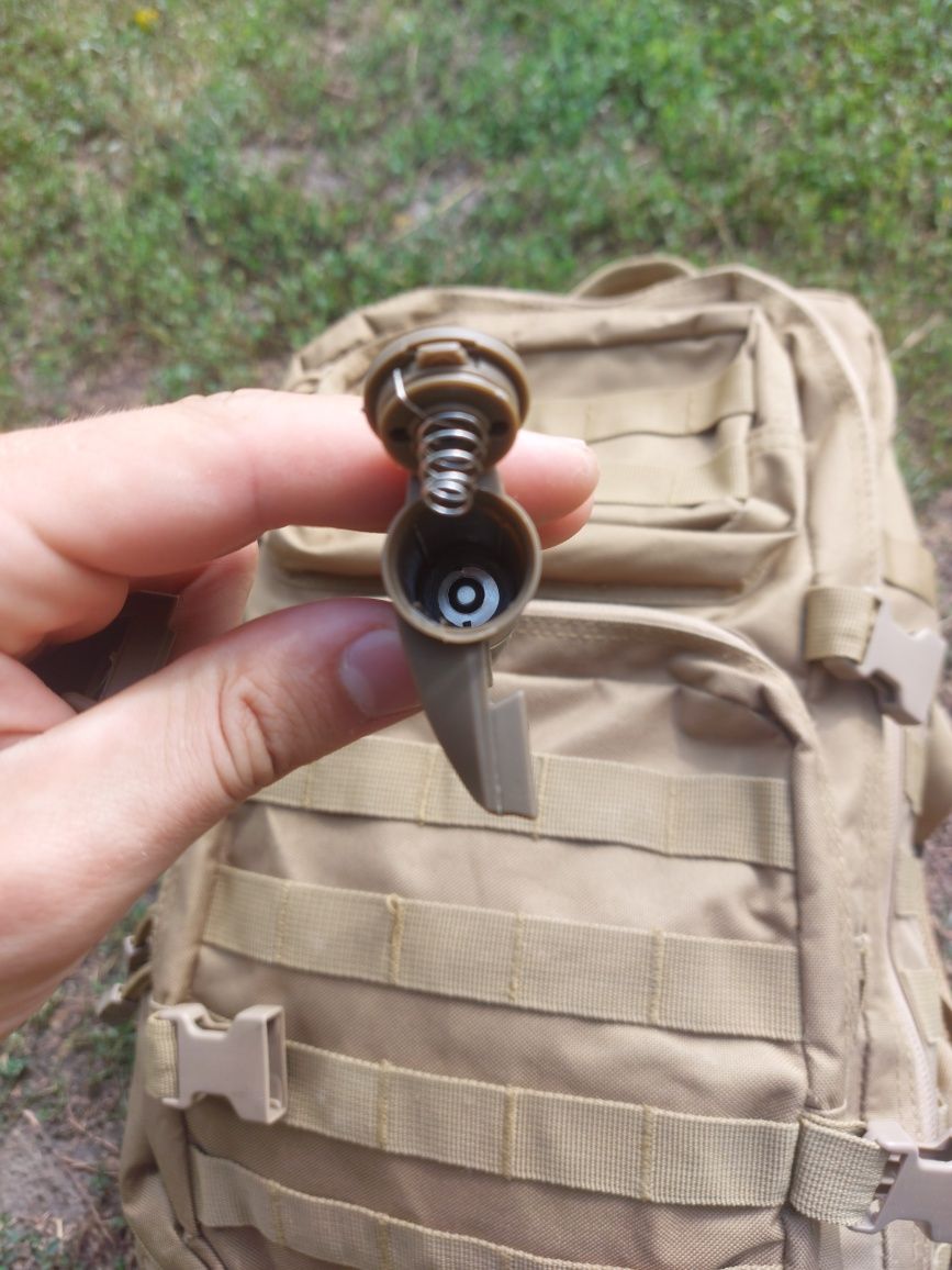Тактичний ліхтар для шолому