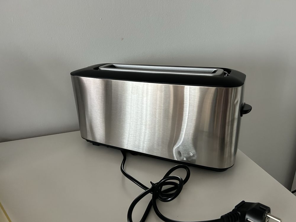 Toster marki Severin 1000W AT2515