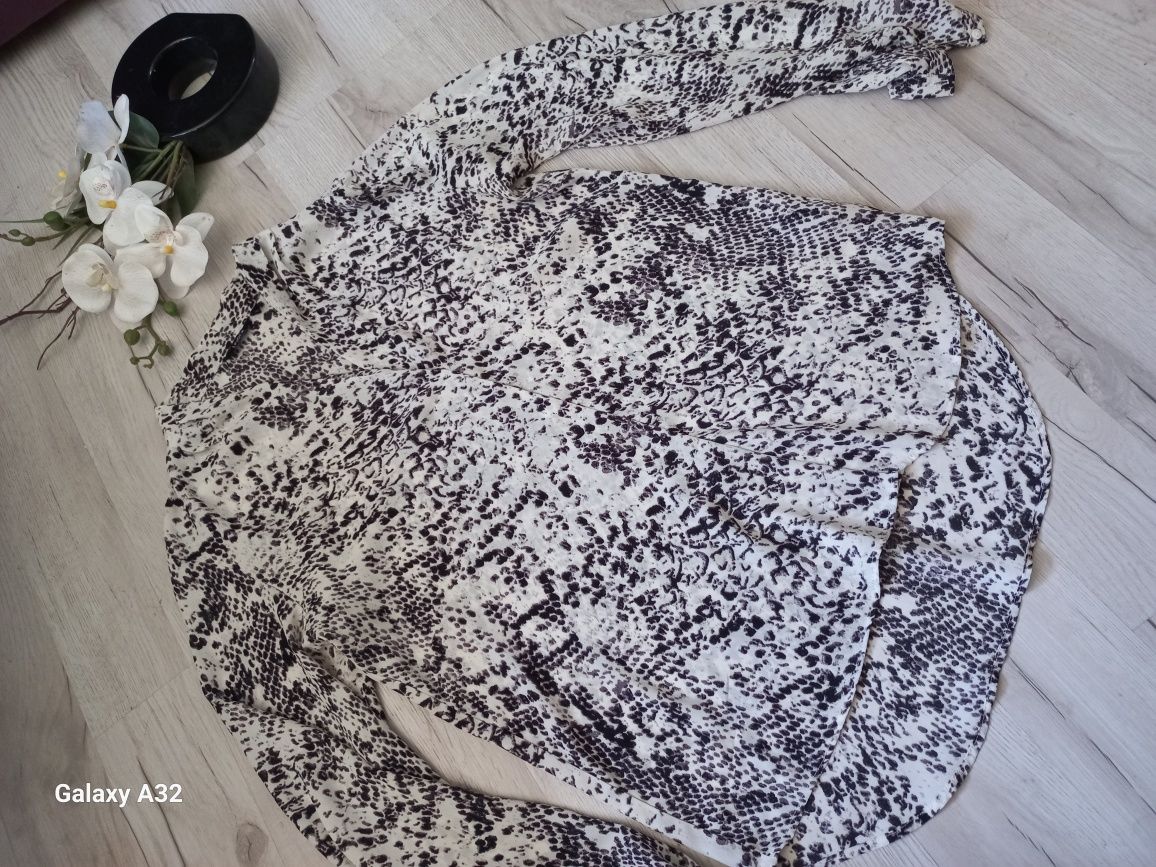 Koszula elegancka print pantera . Nowa M