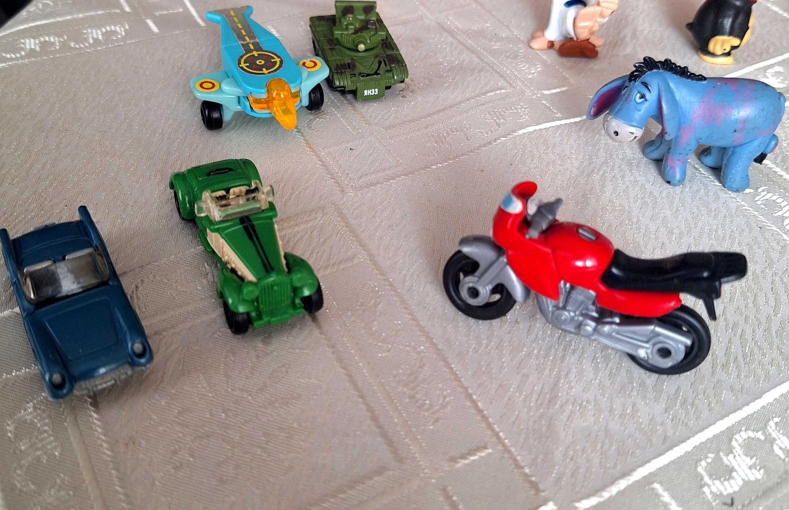 Zestaw figurek z jajek niespodzianek Kinder i innych, darmowa wysyłka.