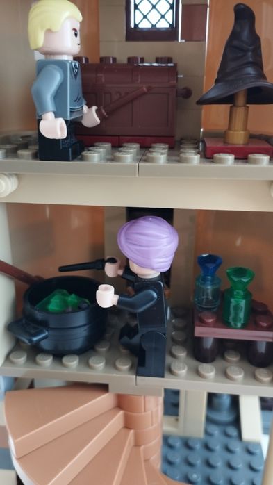 Замок Хогвартс лего Гаррі Поттер оригінал