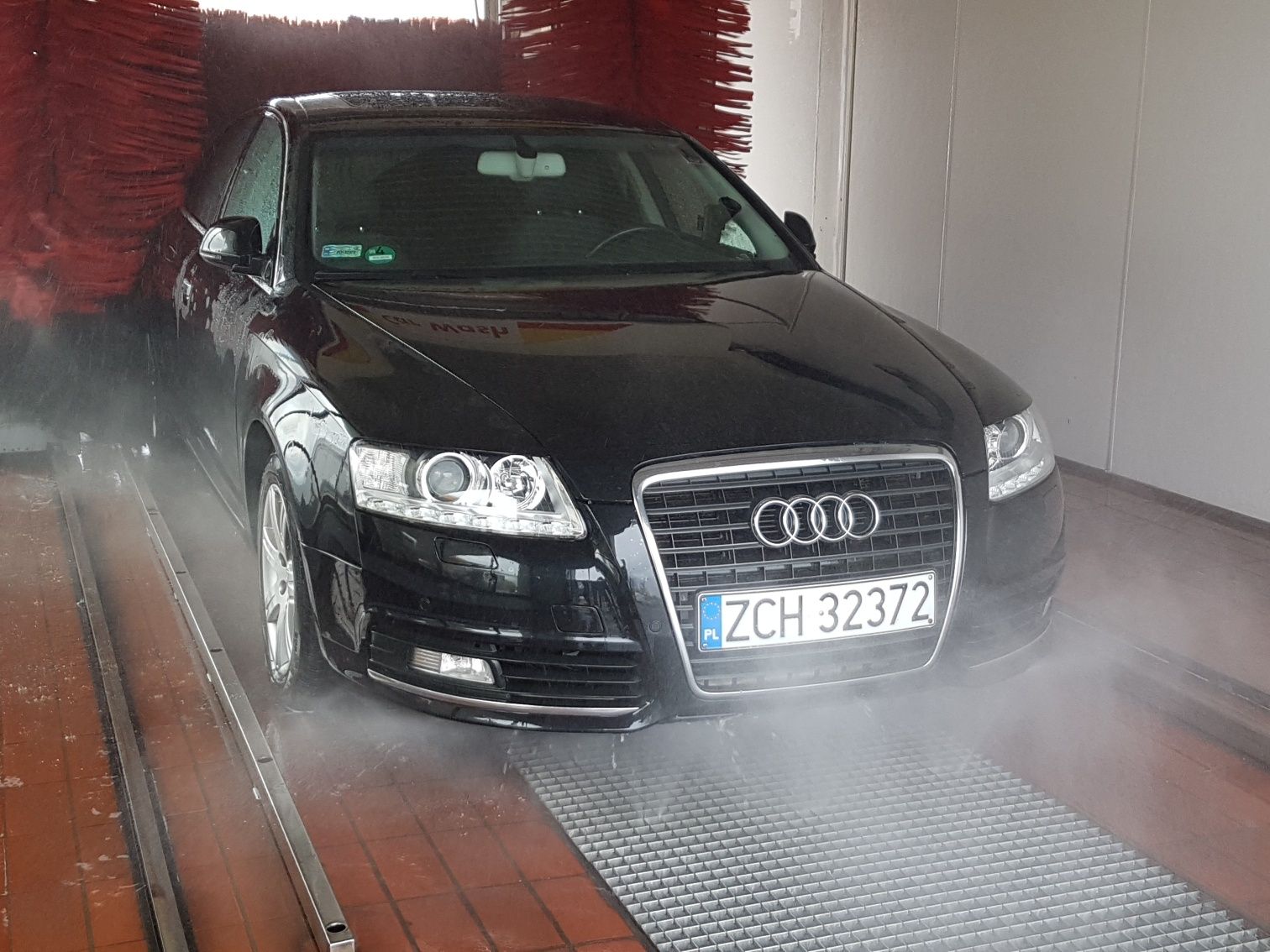 Audi A6 C6 Lift 2.0 TDI 2009r manual sedan