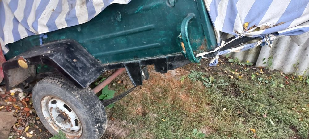 Причіп до легкового автомобіля