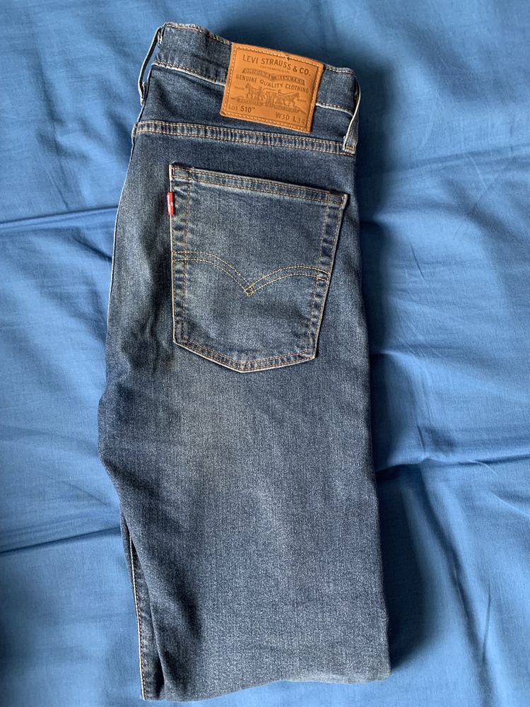 Джинси levis