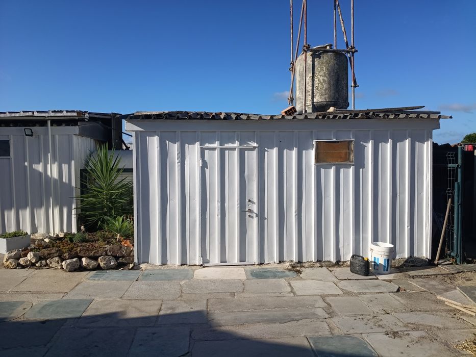 Conteiner Usado como dormitório