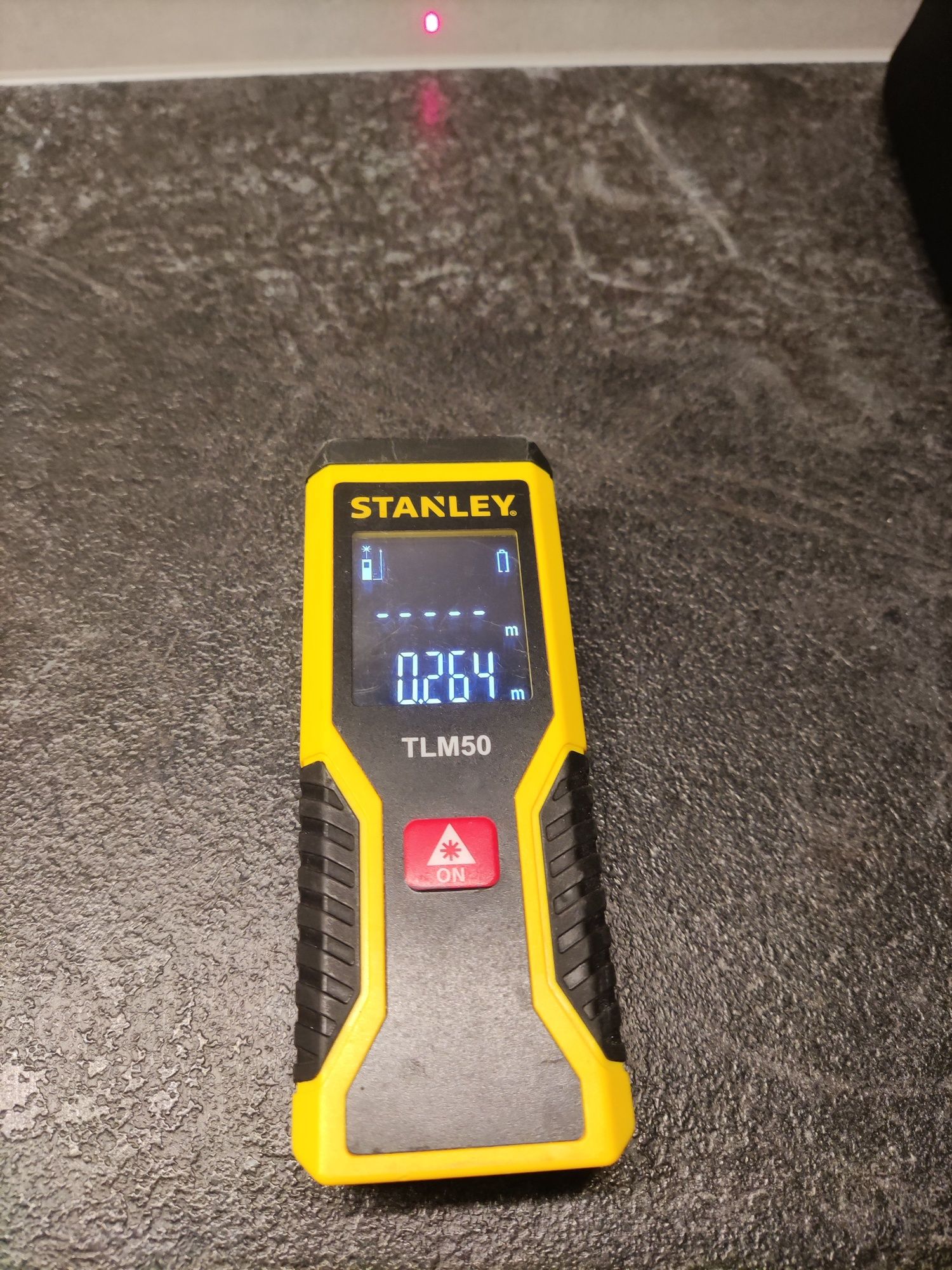 Dalmierz laserowy Stanley TLM50