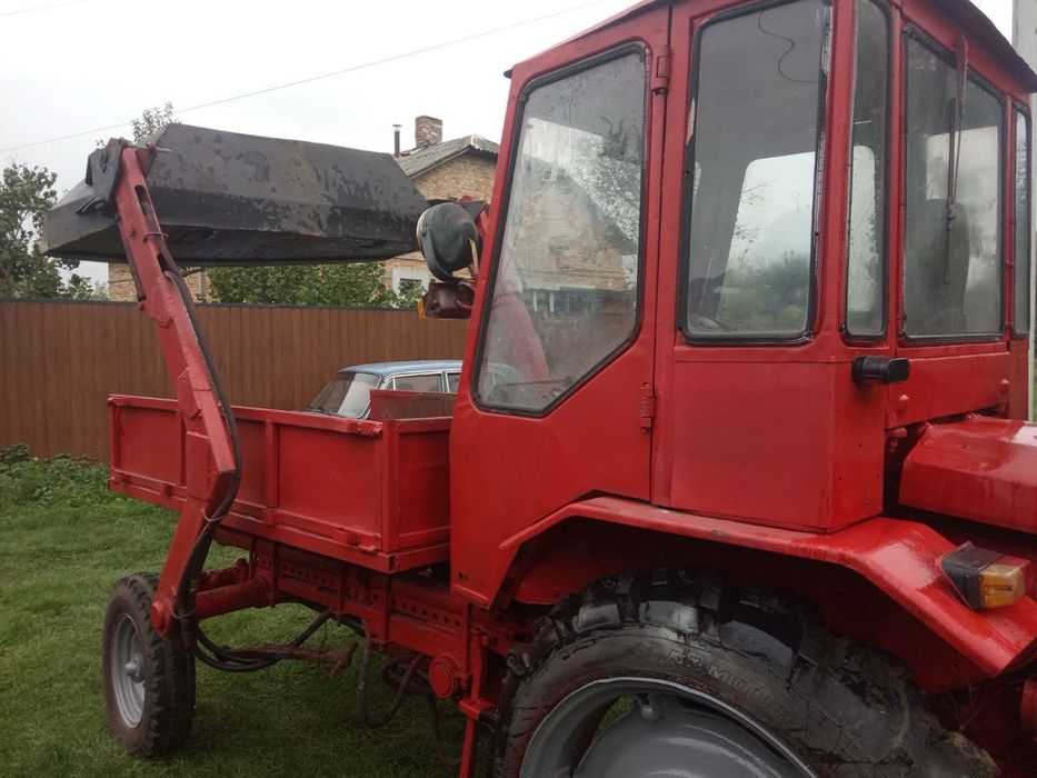 Трактор ХТЗ Т-16